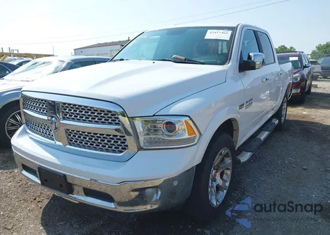 2018 Ram 1500 Laramie z USA, uszkodzony, nr VIN 1C6RR7NT0JS131161